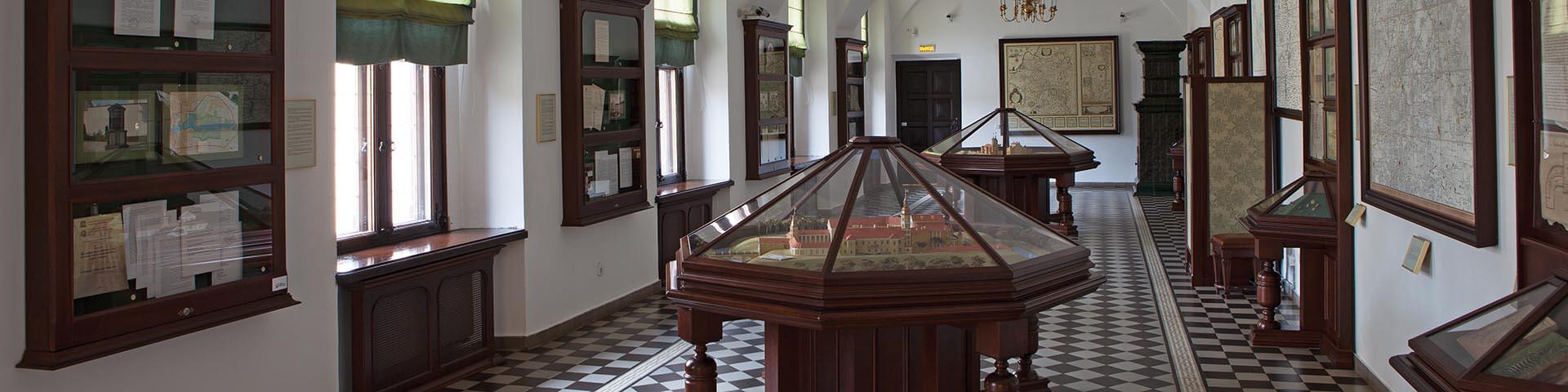 Обзорная музейная экскурсия «Дворец Радзивиллов» 